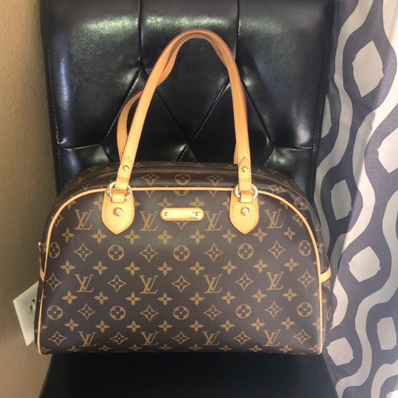 Louis Vuitton Handbags - Louis Vuitton Montorgueil GM❤️!